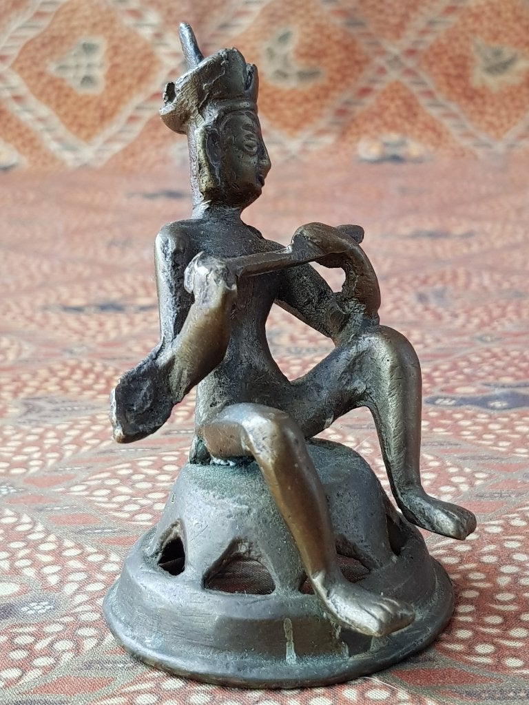 Fluitspeler mooi antiek brons beeldje uit India 8,3 cm., Antiek en Kunst, India, Handgemaakt, Ophalen of Verzenden, Brons