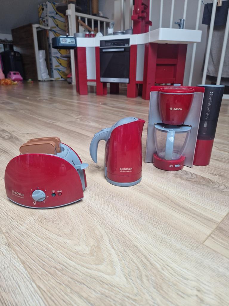 Bosch speelgoed koffiezetapparaat,waterkoker en broodroaster, Ophalen, Jongen of Meisje