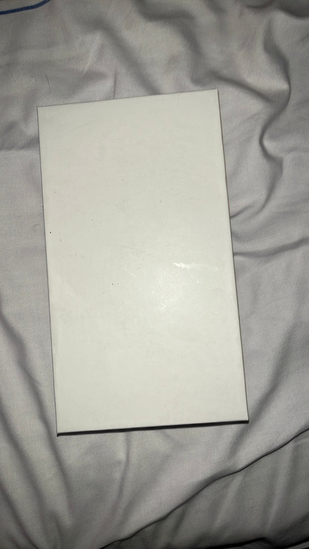 Iphone 13 rood 199,-  met lader 100 procent batterij, Telecommunicatie, Mobiele telefoons | Hoesjes en Frontjes | Apple iPhone