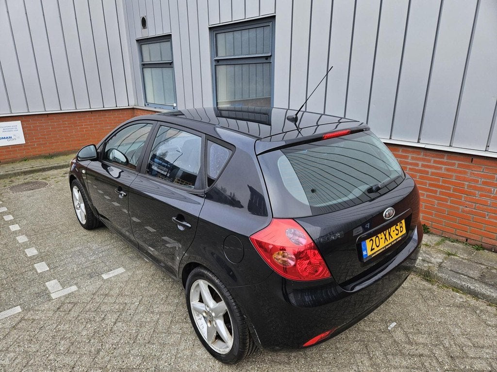 Kia cee'd 1.4 X-tra, Auto's, Gebruikt, 4 cilinders, 1396 cc, Zwart