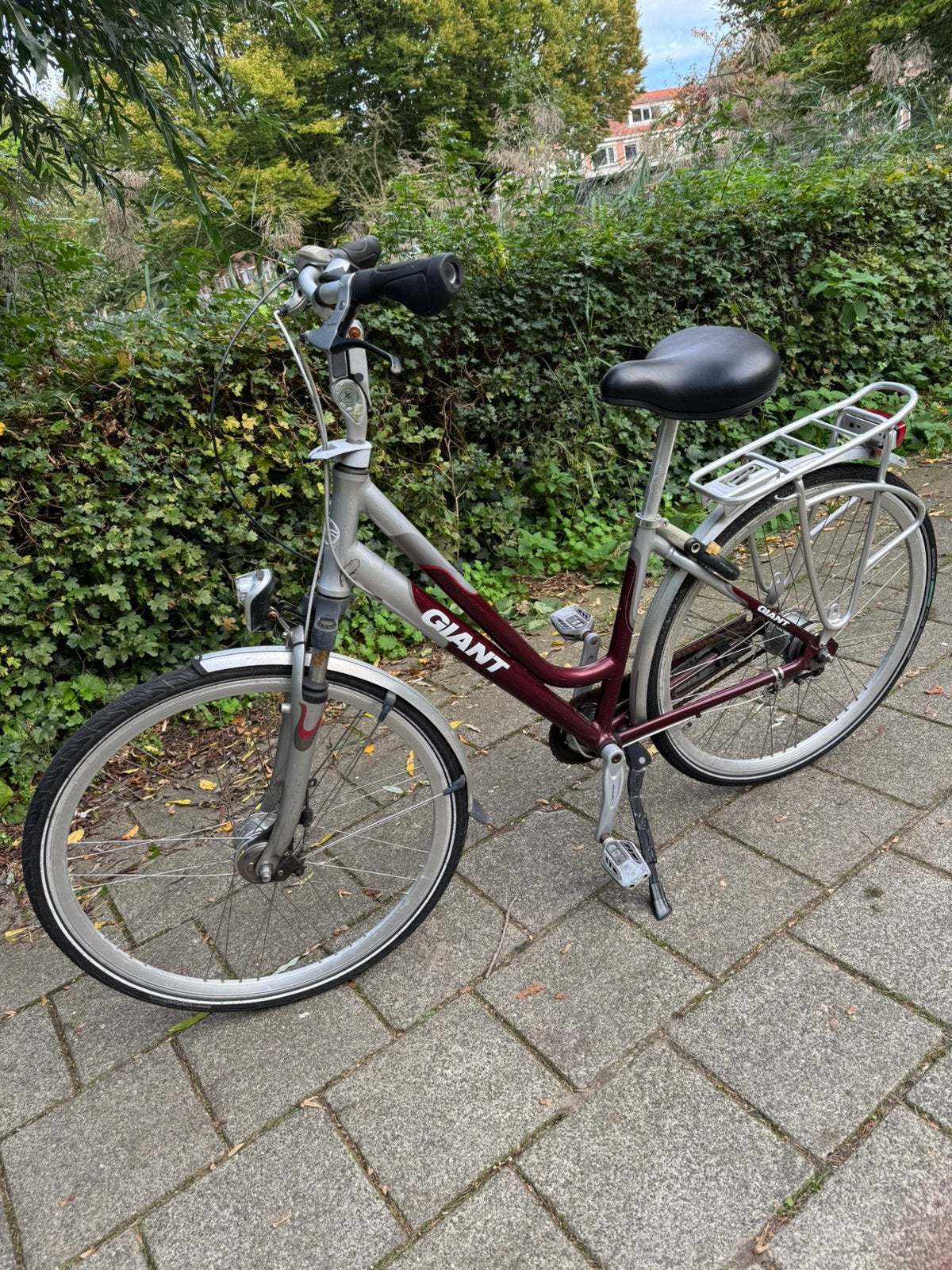 Damesfiets Giant met 8 Versnellingen 28 inch, Ophalen, Gebruikt, Versnellingen, Giant
