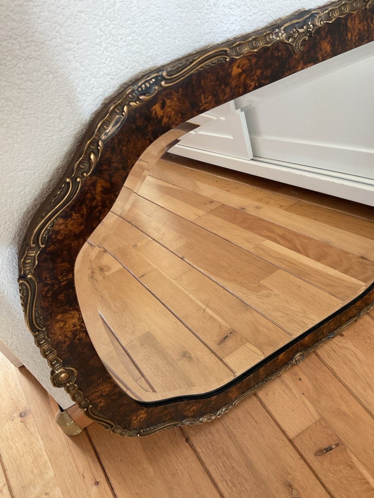Antieke spiegel sierlijke goud bruine lijst facet geslepen, Ophalen, Zo goed als nieuw, 75 tot 100 cm, Minder dan 100 cm