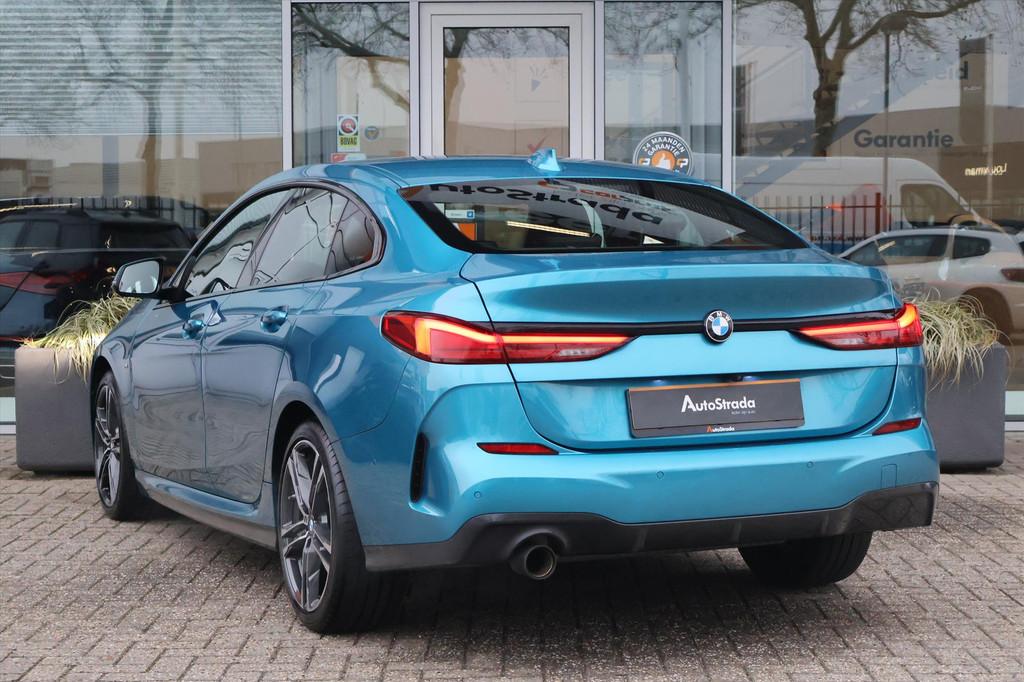 BMW 2-Serie Gran Coupé (f44) 218i M-Sport 136pk | Camera |, Gebruikt, 1350 kg, Met garantie (alle), Blauw
