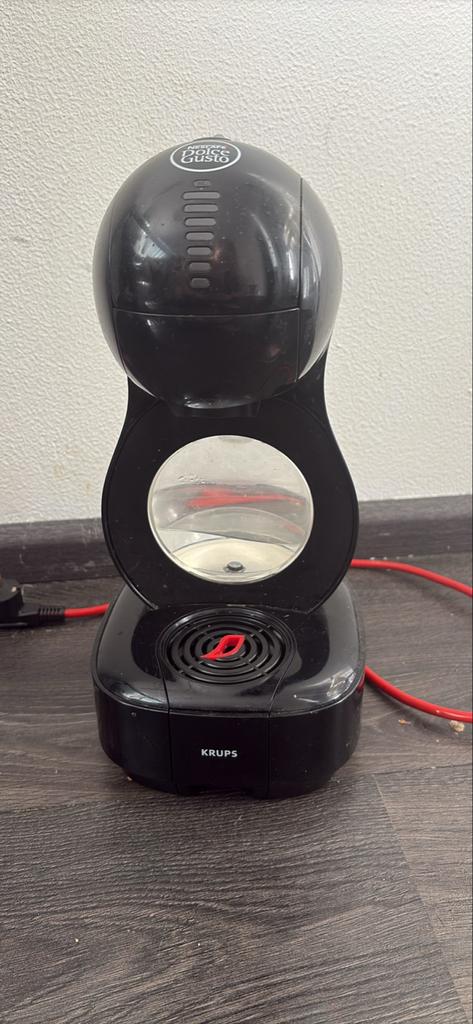 Nescafé Dolce Gusto Krups koffiezetapparaat, Ophalen, Koffiemachine, Zo goed als nieuw, 1 kopje