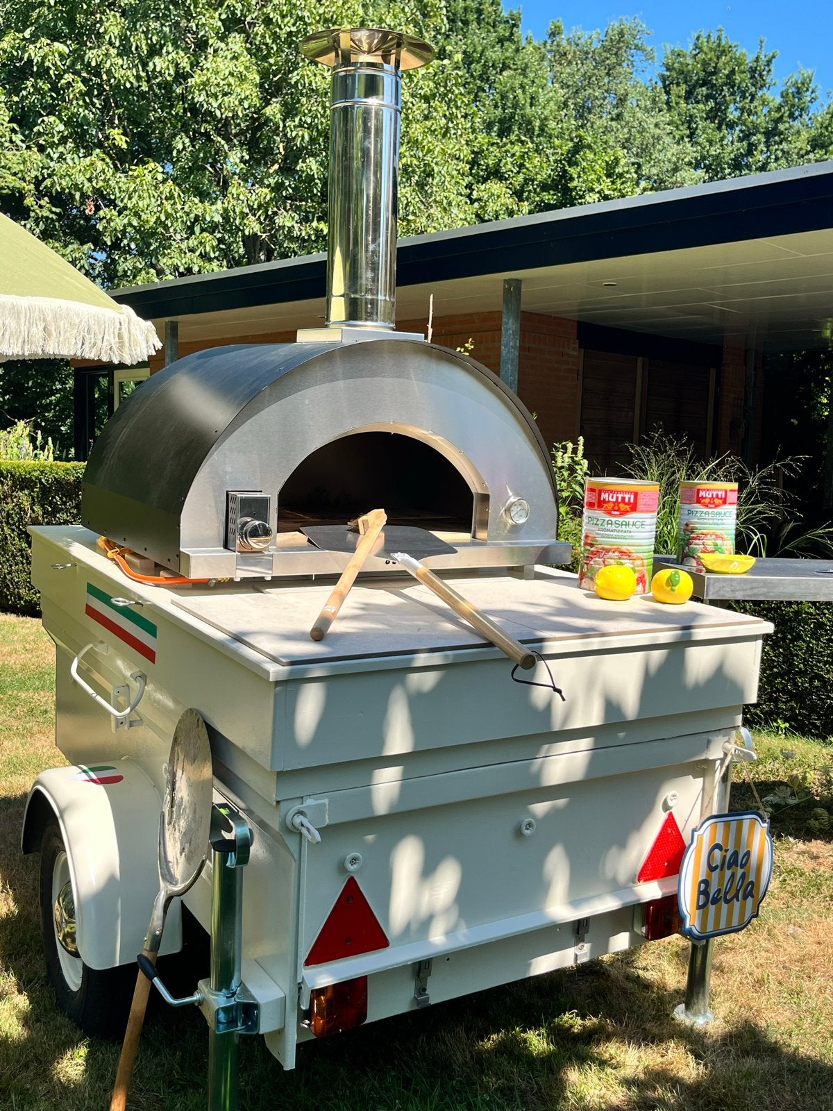Mobiele pizzaoven op aanhanger te huur!! Incl. Toebehoren, Ophalen, Zo goed als nieuw, Overige