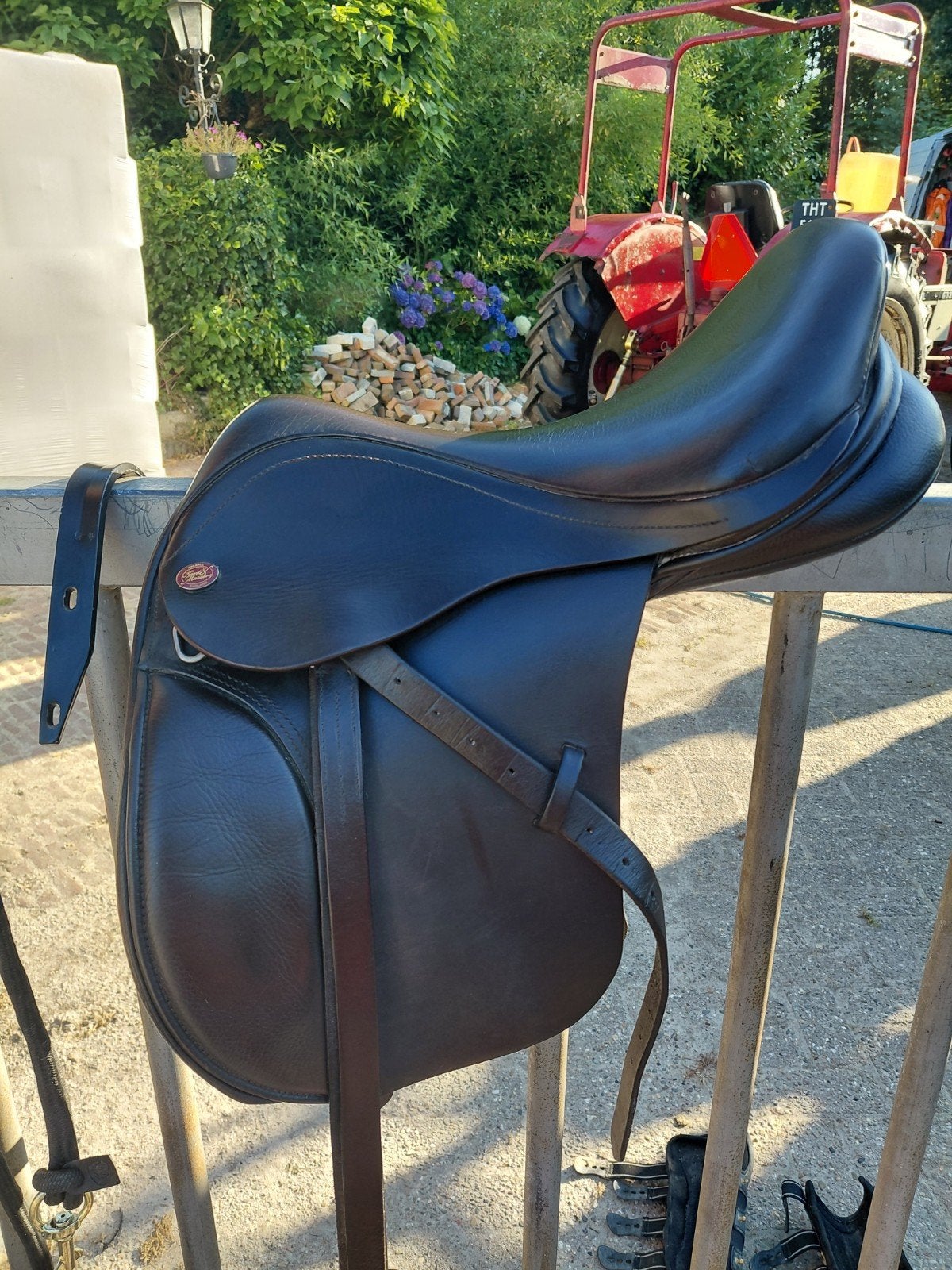 Kent en Masters zadel 15 inch, XS (15.5 inch of kleiner), Inclusief stijgbeugels, Ophalen of Verzenden, Zo goed als nieuw
