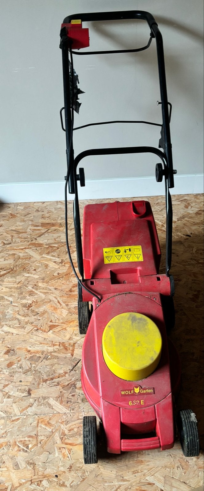 Gratis Wolfgarten elektrische grasmaaier 6.32 E (defect), Tuin en Terras, Ophalen, Gebruikt, Elektrische grasmaaier