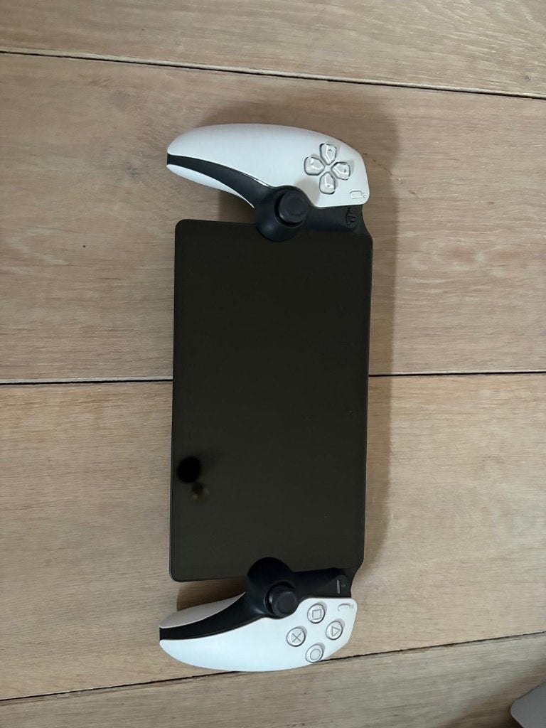 PlayStation portal ps5 + hardcase, Ophalen of Verzenden, Zo goed als nieuw, Overige genres