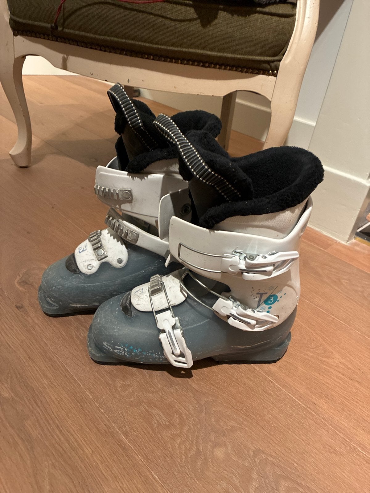 Salomon T3 skischoenen maat 36-36,5, Ophalen, Gebruikt, Schoenen, Salomon