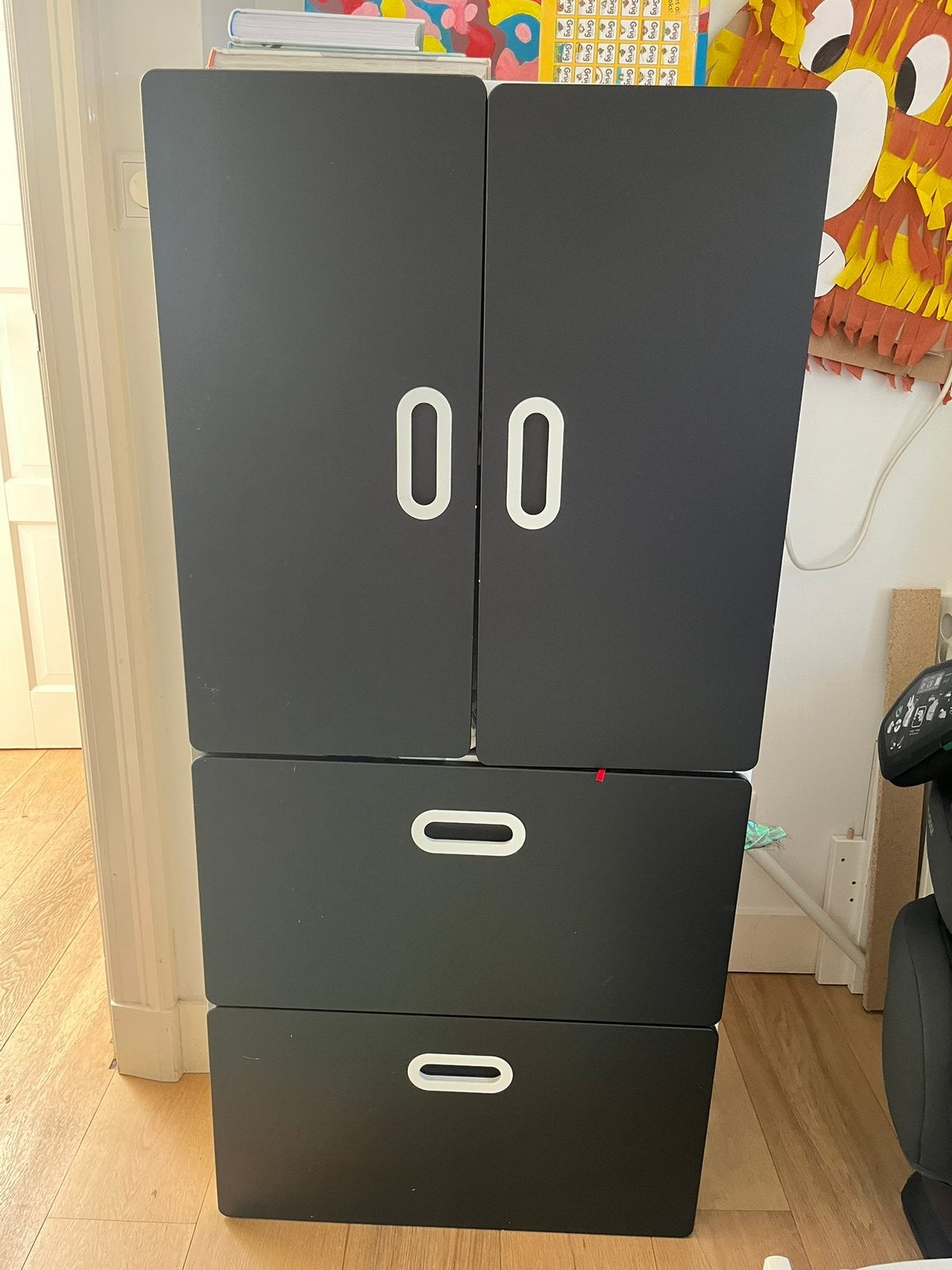 IKEA Steve / Smastad zwart 2 deuren en 2 grote lades, Ophalen, Minder dan 75 cm, 50 tot 70 cm, 105 cm of meer