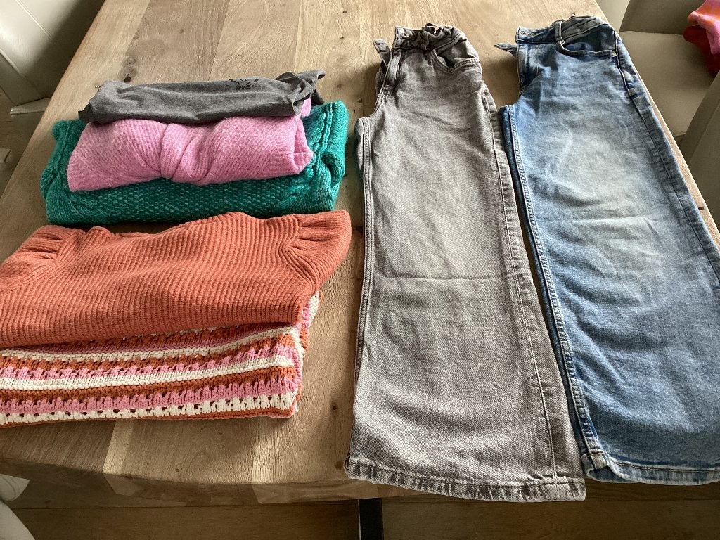 Kledingpakket maat 140. Zeven stuks., Kinderen en Baby's, Meisje, Overige typen, Gebruikt, Diverse merken