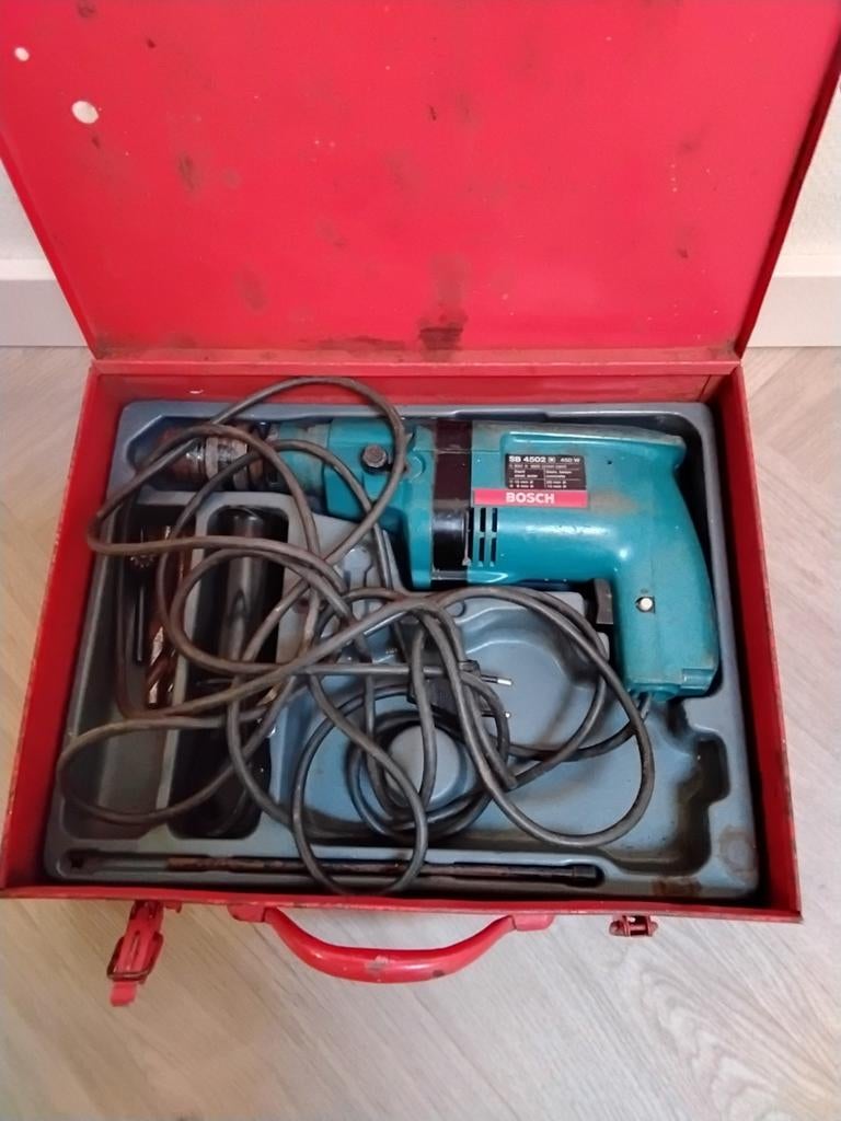 Boormachine Bosch overcompleet ., Ophalen of Verzenden, Gebruikt, Boormachine