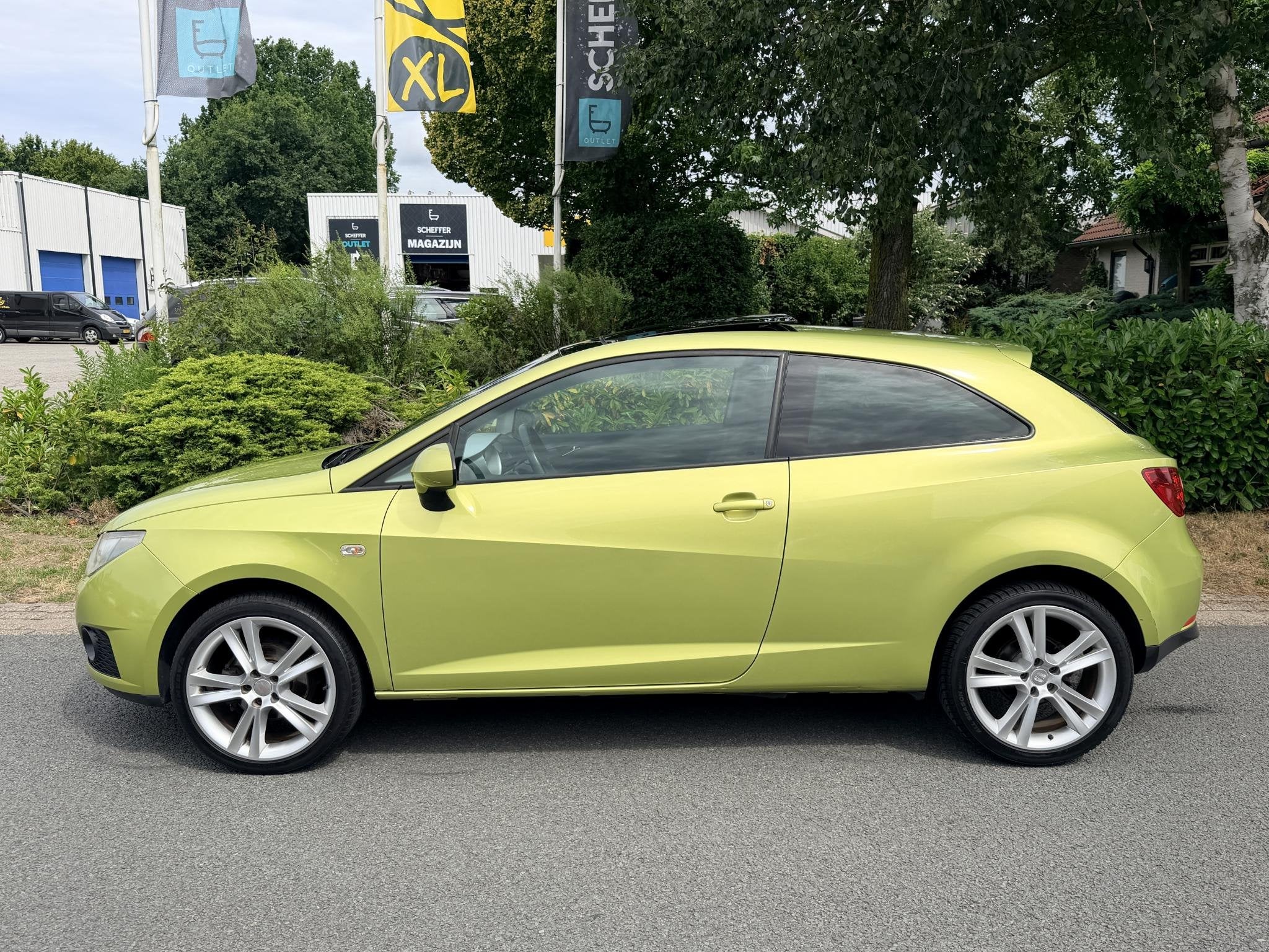 SEAT Ibiza 1.4 Sport 86PK Pano•Xenon, Auto's, Voorwielaandrijving, Gebruikt, 4 cilinders, Ibiza