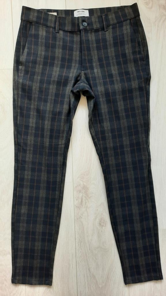 Only & Sons tapered broek mt. 30 - 32, Kleding | Heren, Broeken en Pantalons, Nieuw, Only & Sons, Verzenden, Maat 48/50 (M)