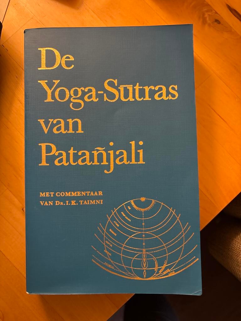 De Yoga-Sutras van Patanjali - tweede druk uit 1985, Boeken, Ophalen of Verzenden, Gelezen, Meditatie of Yoga, Achtergrond en Informatie