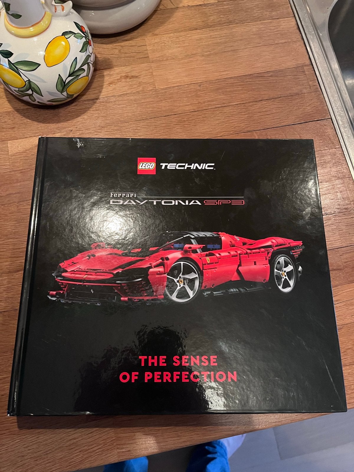 LEGO Technic Ferrari Daytona SP3: The Sense of Perfection, Ophalen of Verzenden, Zo goed als nieuw, Ferrari