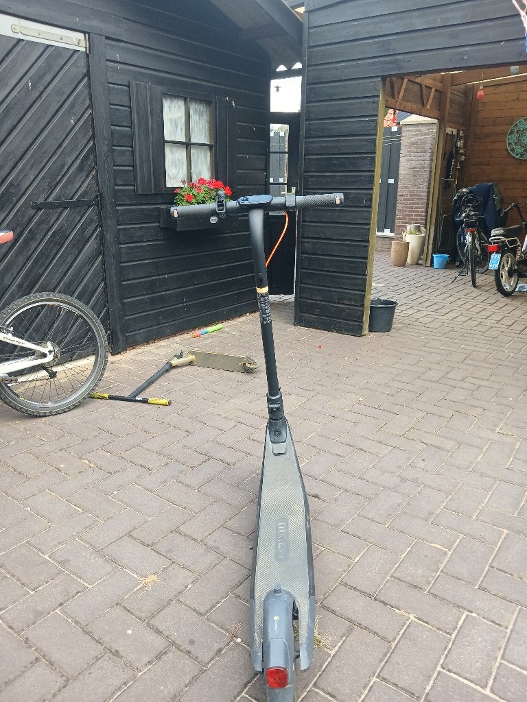 Heele mooie elektrische step ninebot e2 pro, Ophalen, Nieuw, Elektrische step (E-scooter), Segway Ninebot