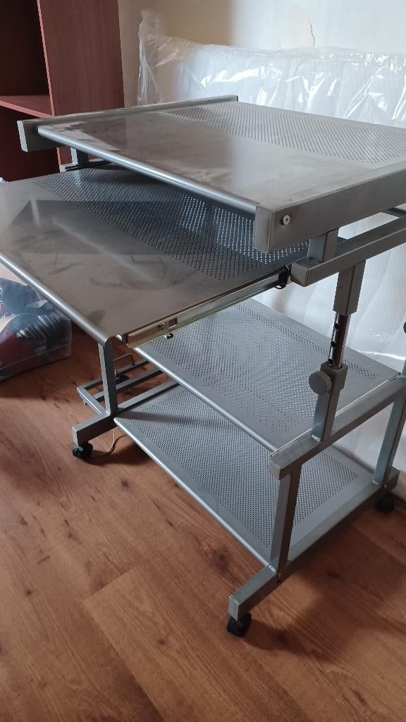 Computertafel, Ophalen, Gebruikt