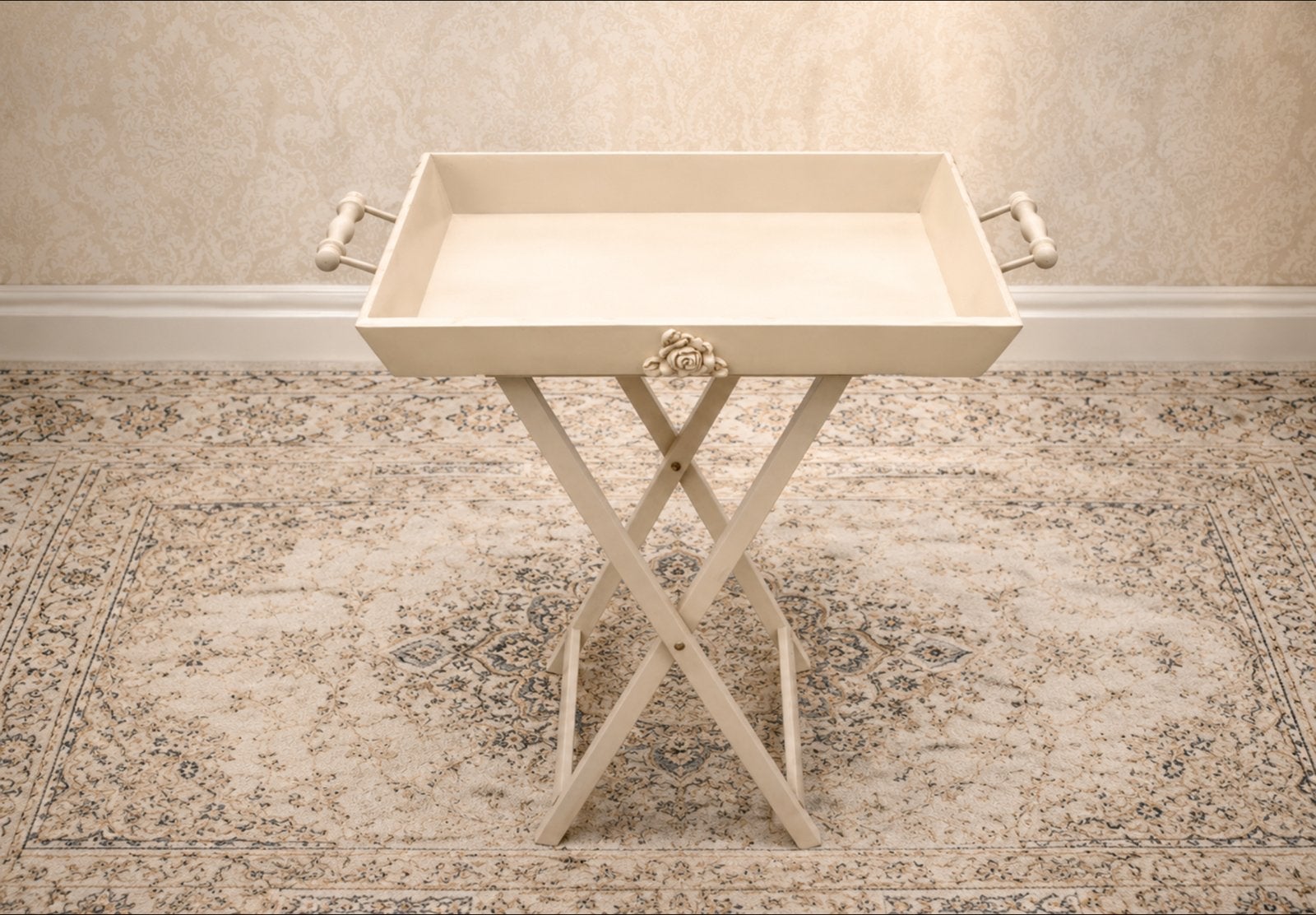 Teatray tafel, Huis en Inrichting, Tafels | Eettafels, Tot twee personen, Zo goed als nieuw, Rechthoekig, 50 tot 100 cm