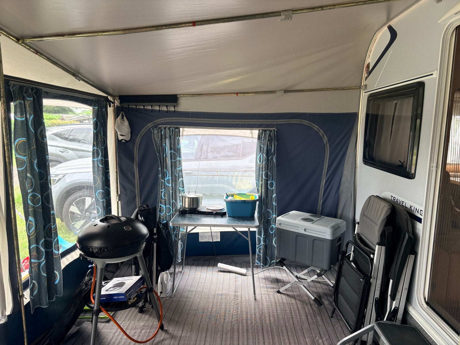 Dorema voortent omloopmaat 13 met buizenframe en luifel, Caravans en Kamperen, Voortenten en Luifels, Ophalen, Gebruikt, Dorema