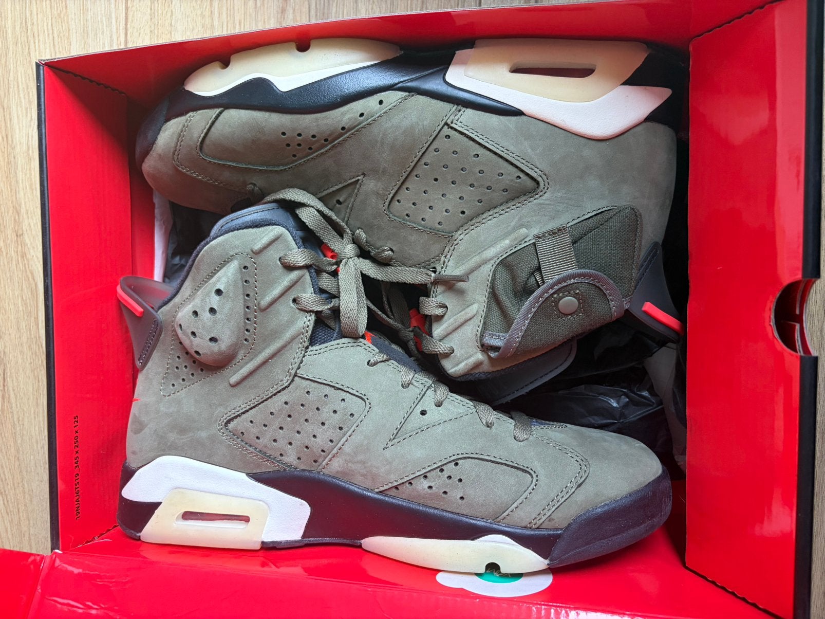 Air Jordan 6 Travis Scott 44, Overige kleuren, Ophalen of Verzenden, Sneakers of Gympen, Zo goed als nieuw