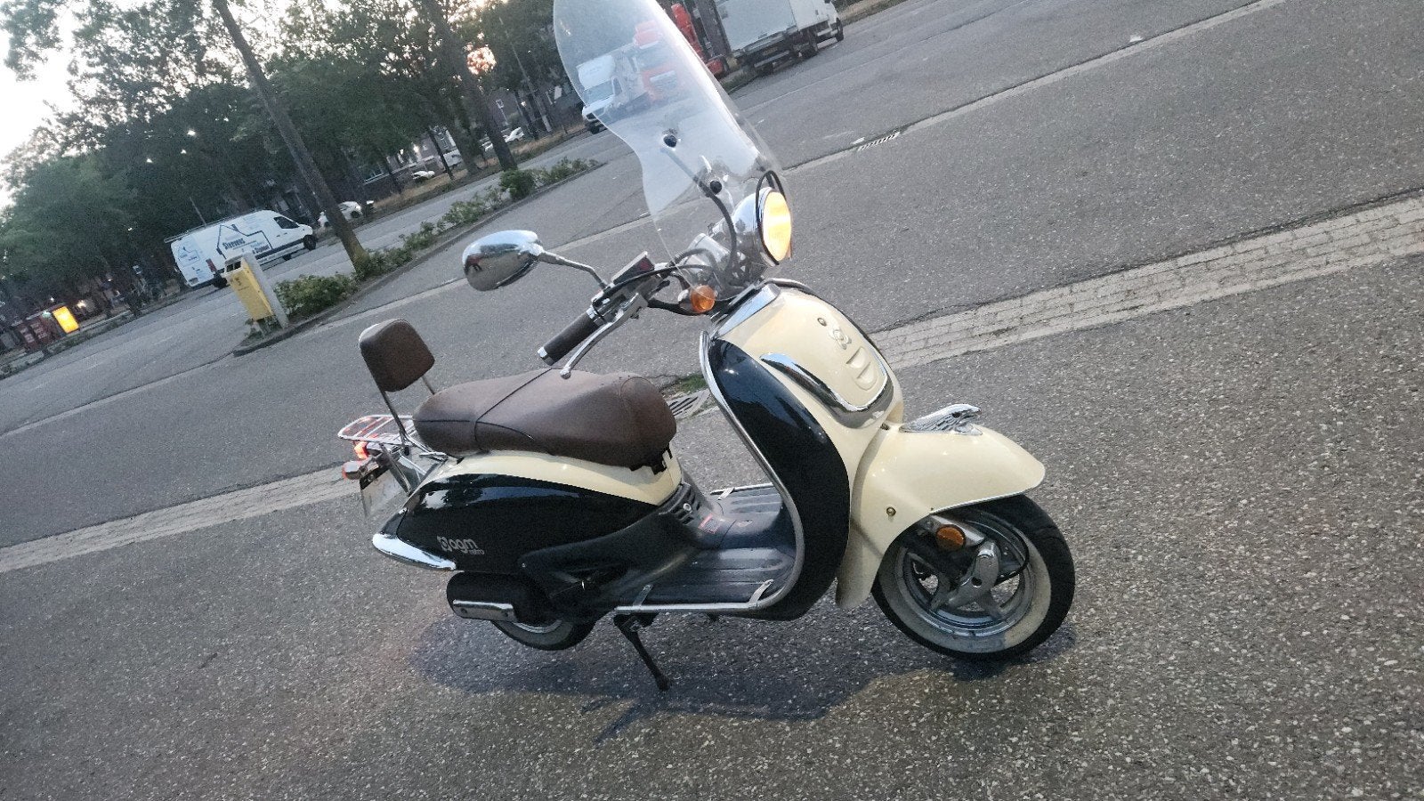 AGM retro 125cc, Ophalen, Zo goed als nieuw, Benzine