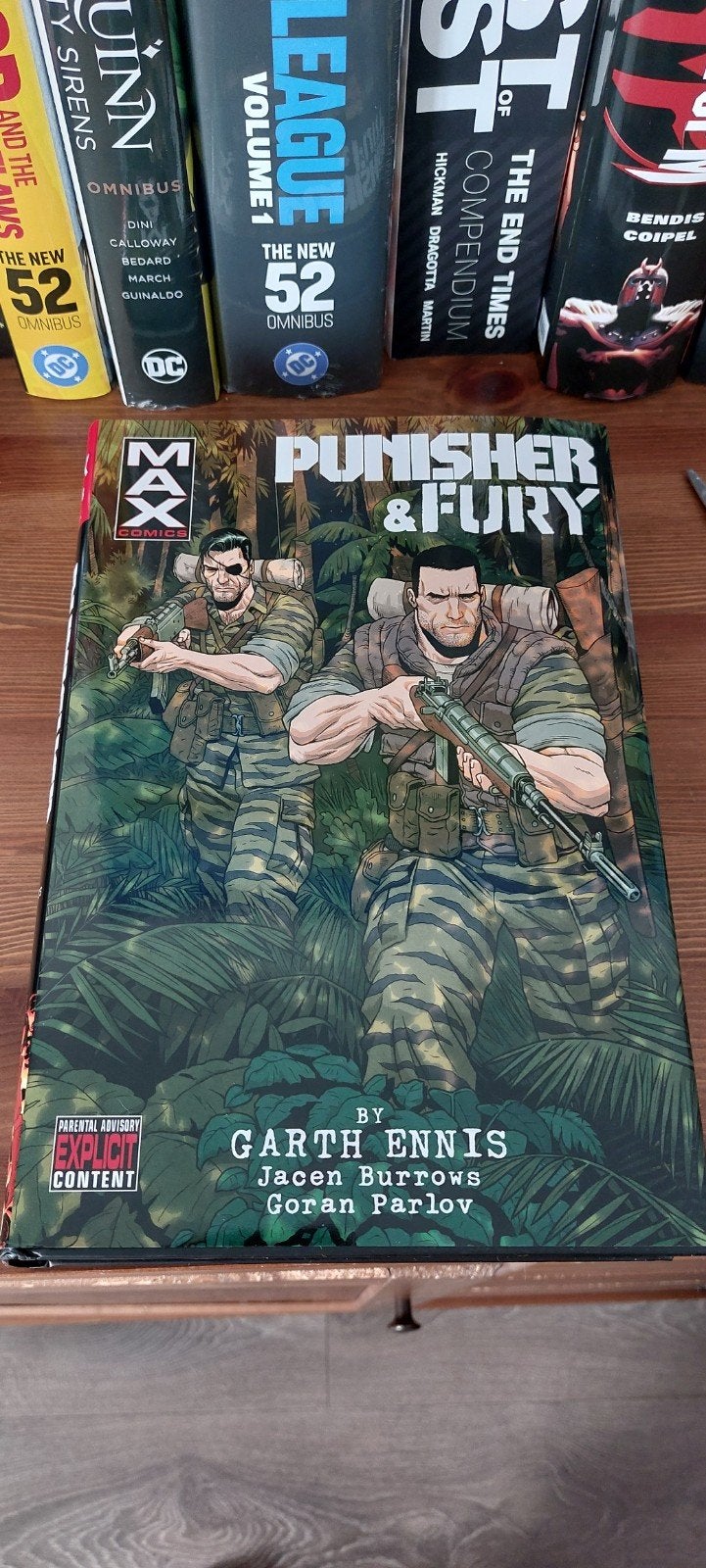 Punisher & Fury omnibus, Boeken, Eén stripboek, Ophalen of Verzenden, Zo goed als nieuw, Garth Ennis