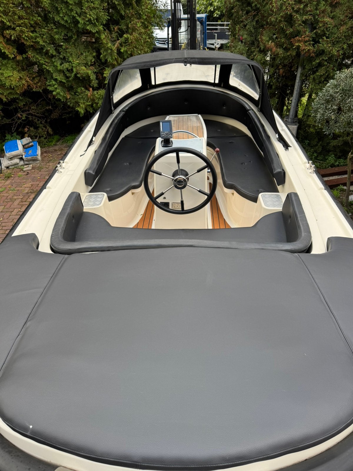 Foto 6 van ZGAN! Corsiva 560 + 20pk Mercury VOL OPTIE! Teak Bunkussen