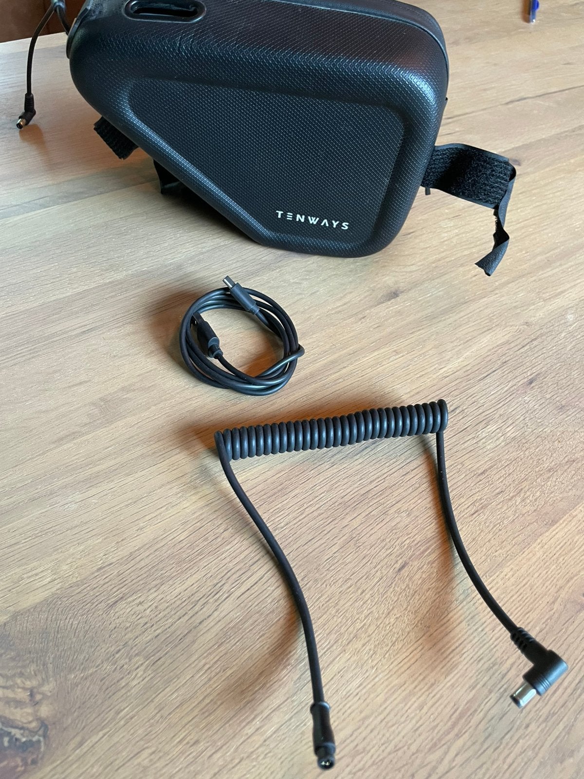 Tenways powerbank 180watt, Ophalen