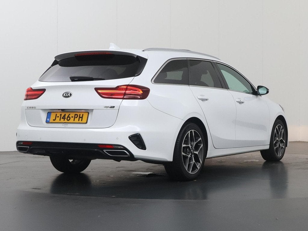 Kia Ceed Sportswagon 1.0 T-GDi GT-Line | Panoramadak | LED K, Auto's, Voorwielaandrijving, Gebruikt, Alcantara, Wit