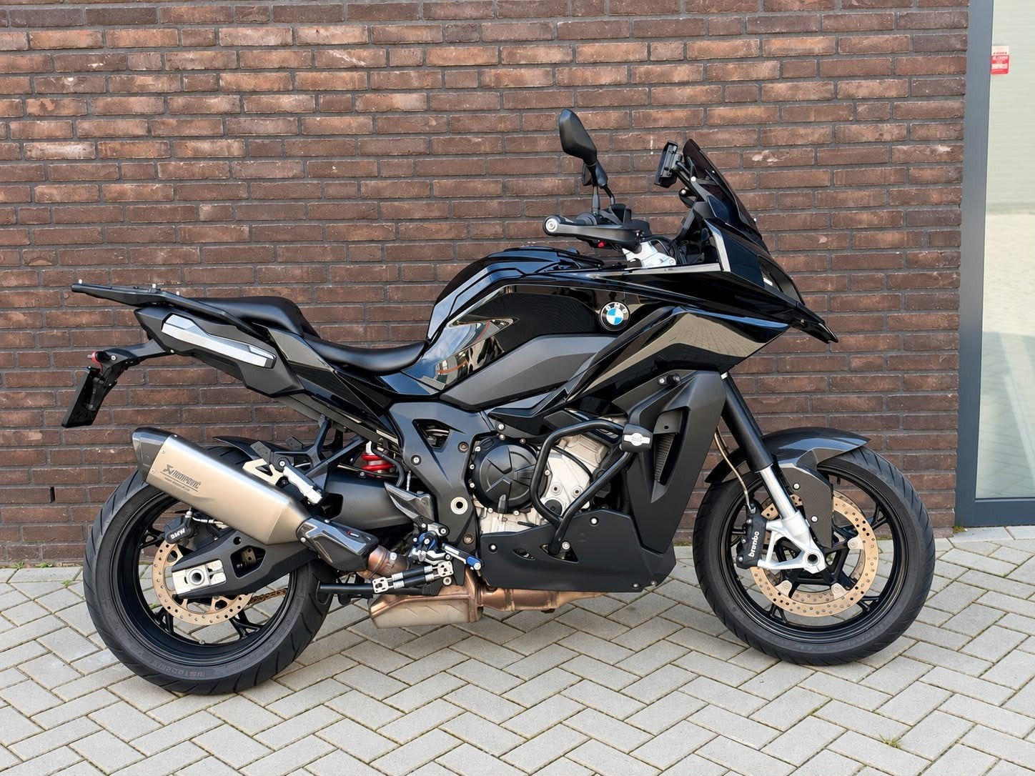 ⭐️BMW S1000XR ️- TRIPLE BLACK - BTW - FULL OPTION - GARANTIE, Traction Control, Occasion, 4 cilinders, Motorrijbewijs A
