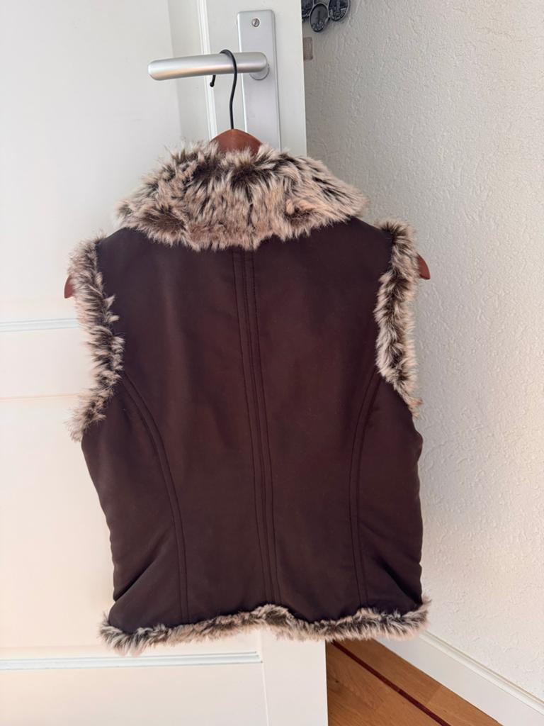 M&S Bodywarmer met imitatiebont, Ophalen of Verzenden, Zo goed als nieuw, Maat 36 (S), Bruin