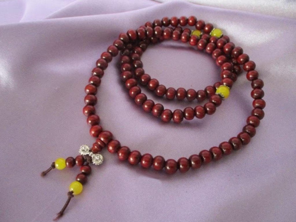 Boeddhistische Meditatie Mala van bruin sandalwood met dorje, Verzenden, Nieuw, Sieraad, Boeddhisme