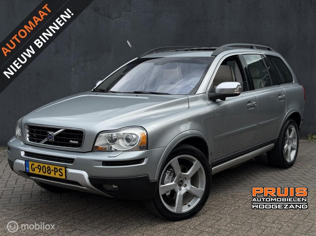Volvo XC90 4.4 V8 AWD R-Design 7P -BOMVOL- *INRUIL MOGELIJK*, Auto's, Volvo, Gebruikt, 138 €/maand, Leder, Bedrijf