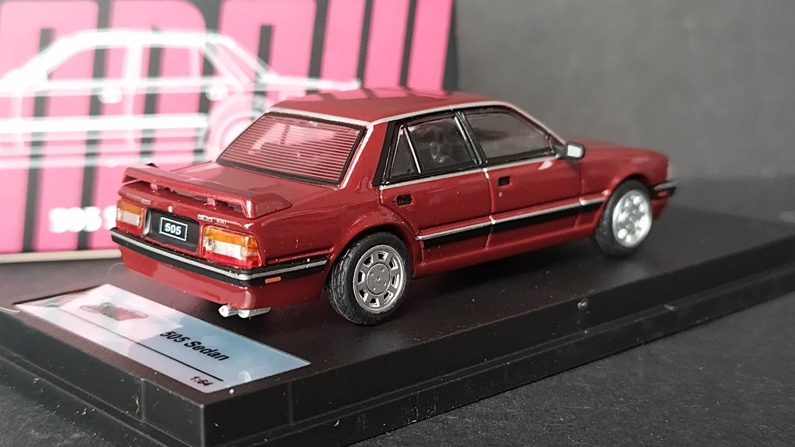 Peugeot 505 Turbo rouge 1:64 Shadow Pol, Hobby en Vrije tijd, Auto, Verzenden, ., Nieuw