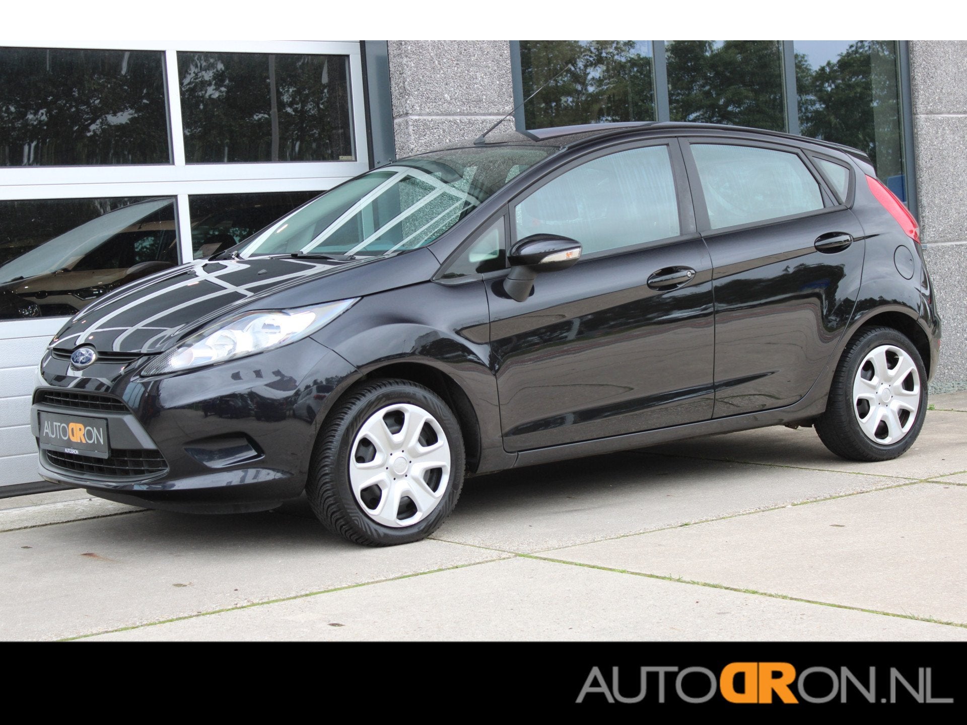 Ford Fiesta 1.25 Limited Cruise Control Dealer Onderhouden!, Auto's, Voorwielaandrijving, Stof, 4 cilinders, 60 pk