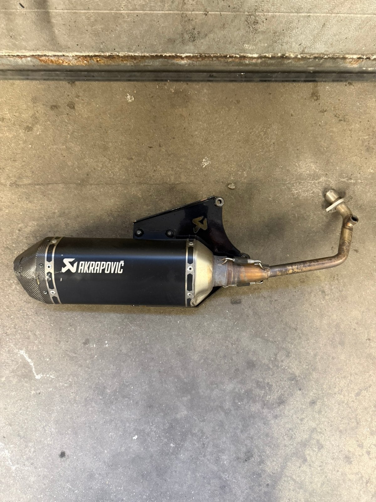 Originele Akrapovic Uitlaat Piaggio/Vespa E5 JM Tuning, Ophalen of Verzenden, Akrapovic, Slovenië, Info@akrapovic.com