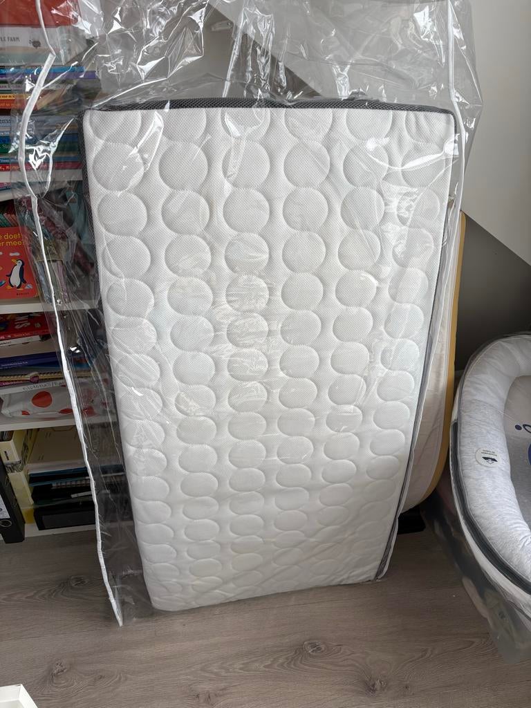 IKEA HIMLAVALV matras voor ledikant 60x120 cm, Gebruikt, Matras, Eenpersoons, 70 cm of minder
