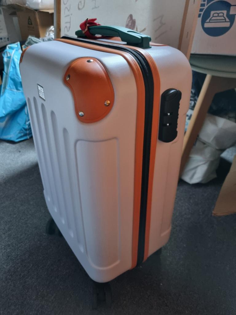 2x koffer handbagage (nieuw), Sieraden, Tassen en Uiterlijk, Koffers, 50 tot 60 cm, Hard kunststof, Nieuw, Ophalen of Verzenden