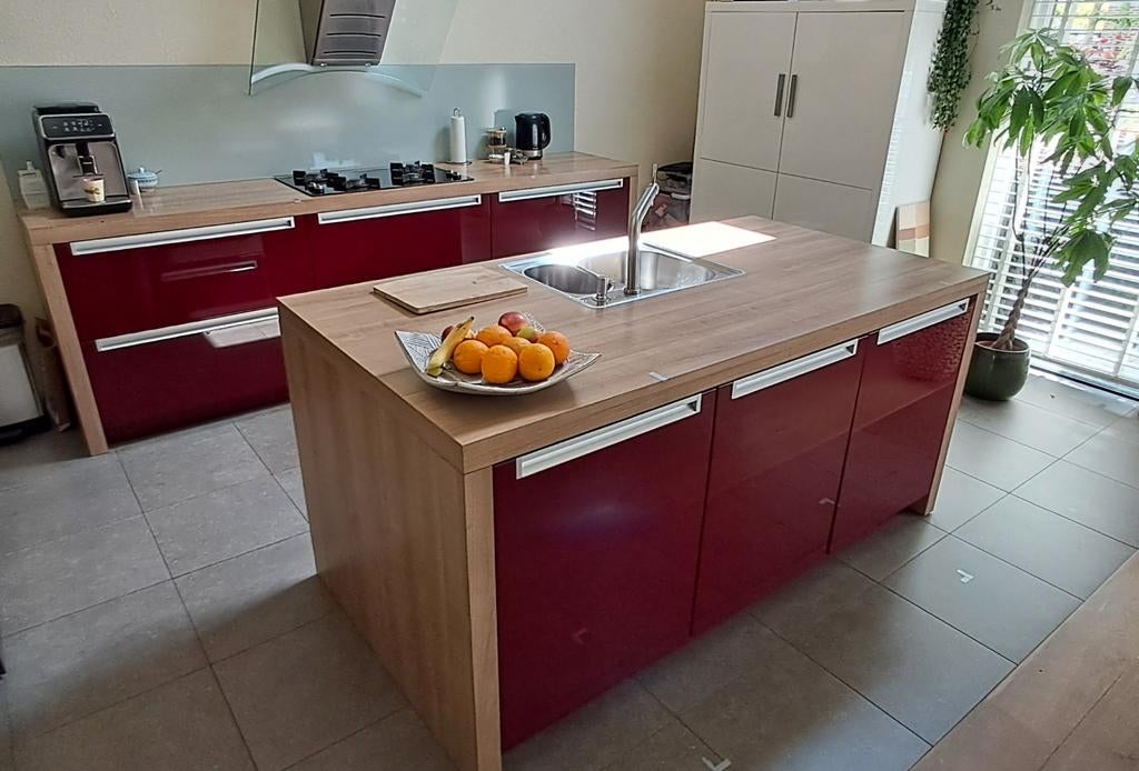 Keuken met spoeleiland, Huis en Inrichting, Ophalen, Gebruikt, Wit