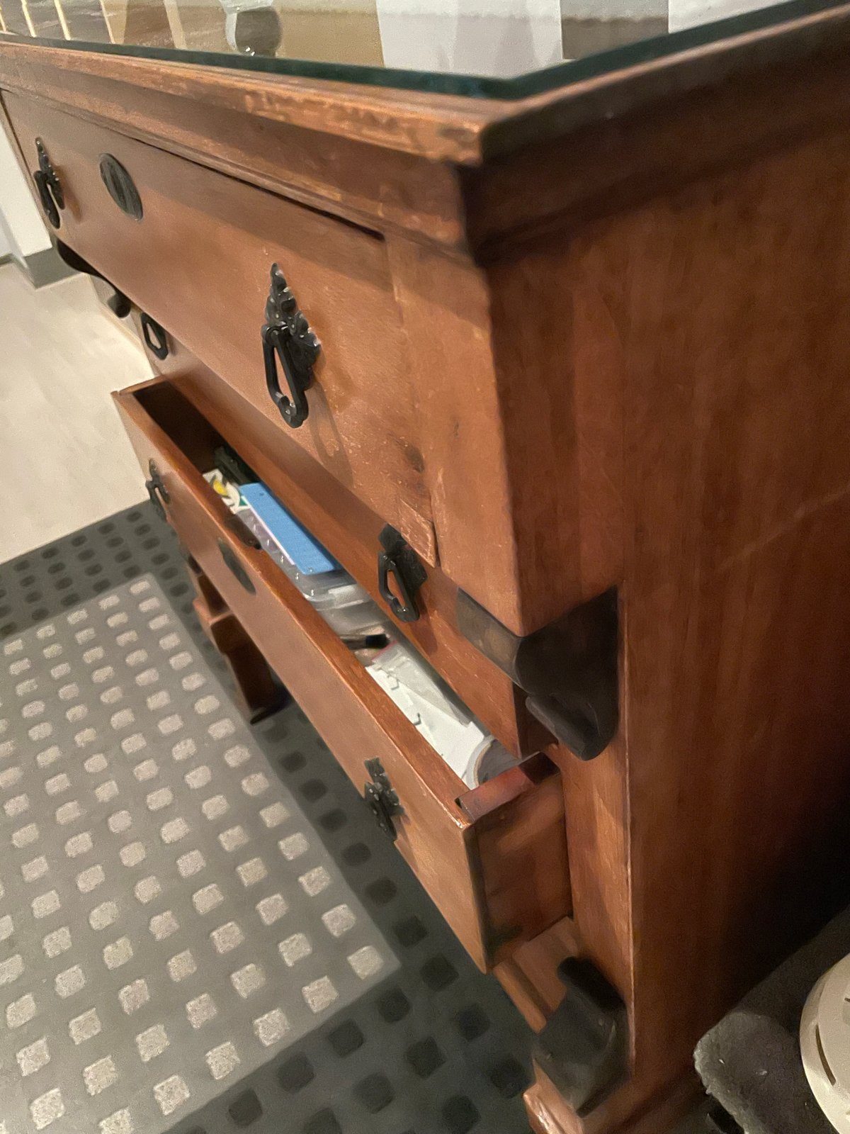 Antieke ladekast van hout, Antiek en Kunst, Ophalen