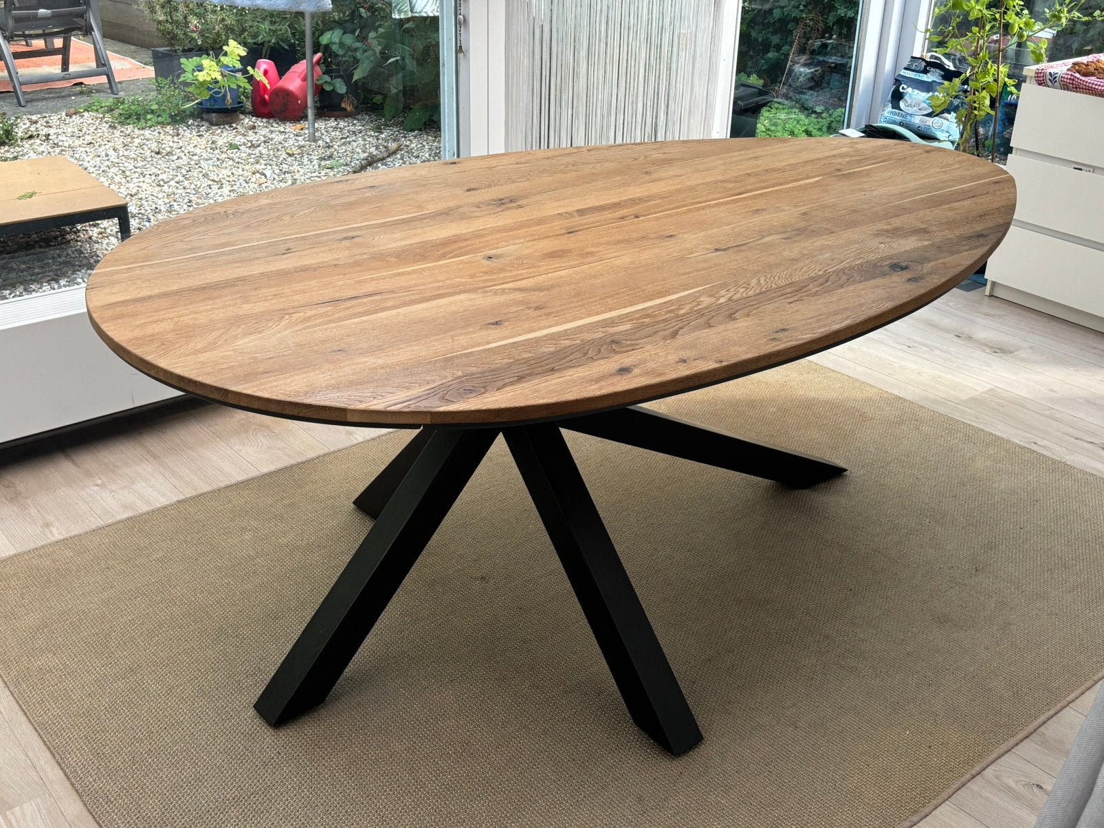 Xooon eettafel ovaal, Ophalen, 100 tot 150 cm, 200 cm of meer, Zo goed als nieuw