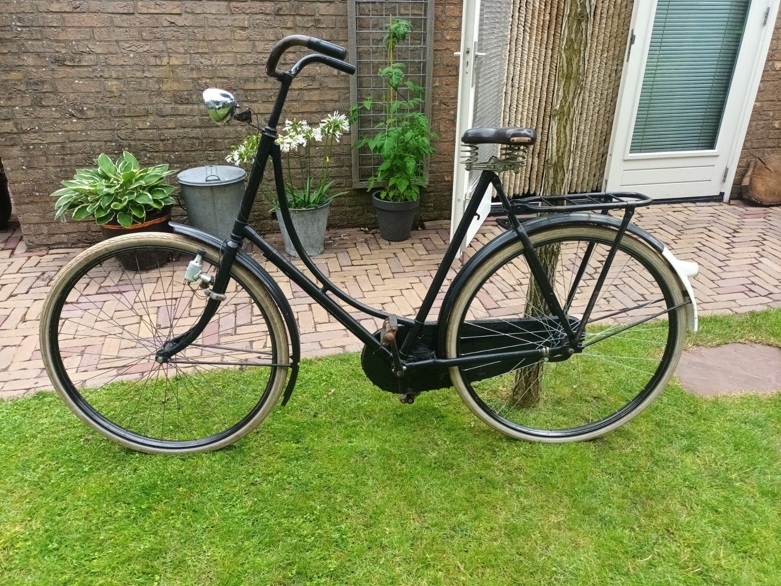 Zeldzame oldtimer Gazelle omafiets uit 1931, Ophalen, Terugtraprem, Gazelle