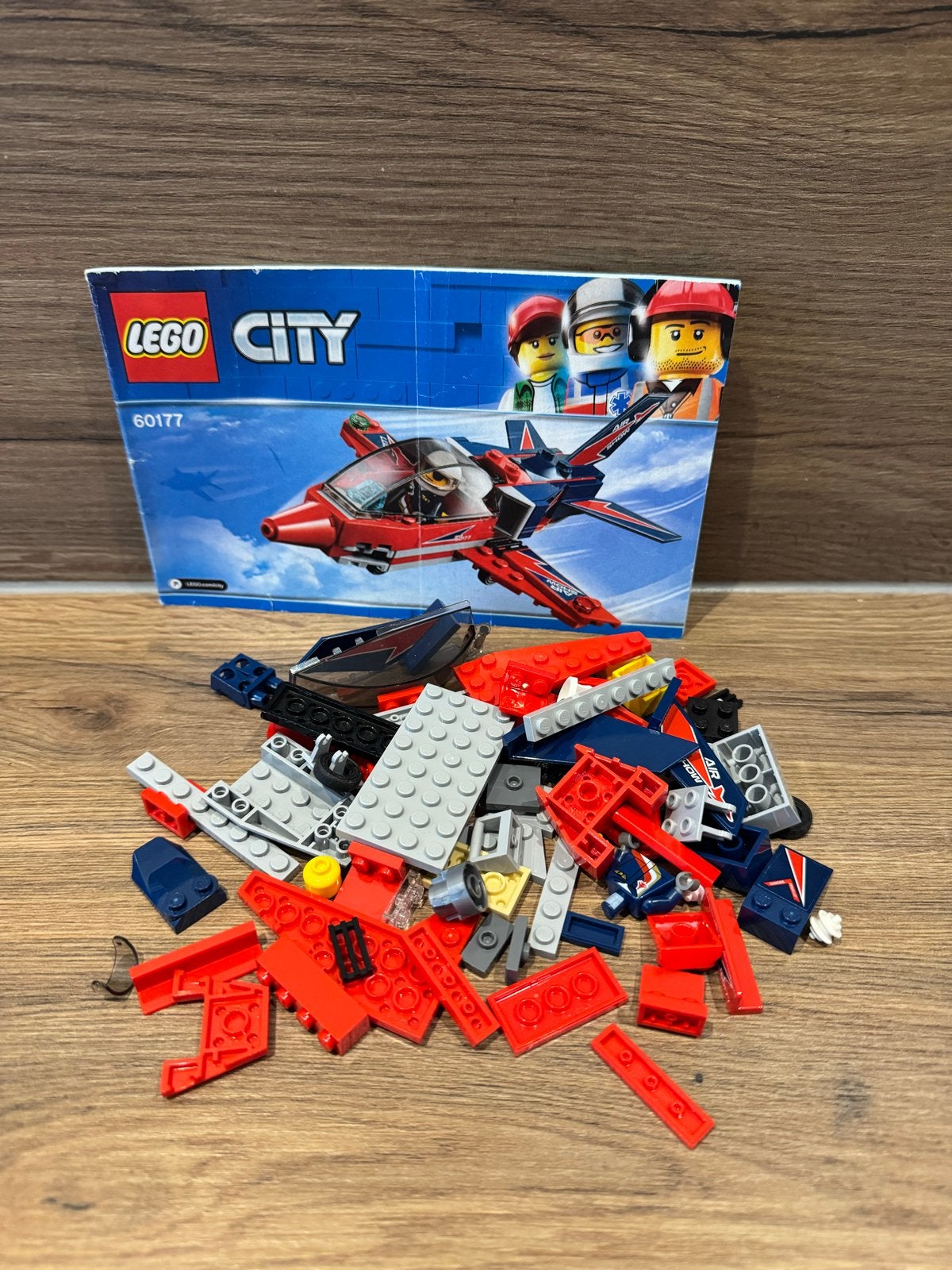 LEGO City 60177 Straaljager - complete set