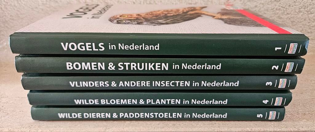 Natuurboeken complete nieuwe set inclusief veldgidsen, Ophalen of Verzenden, Nieuw, Bloemen, Planten en Bomen
