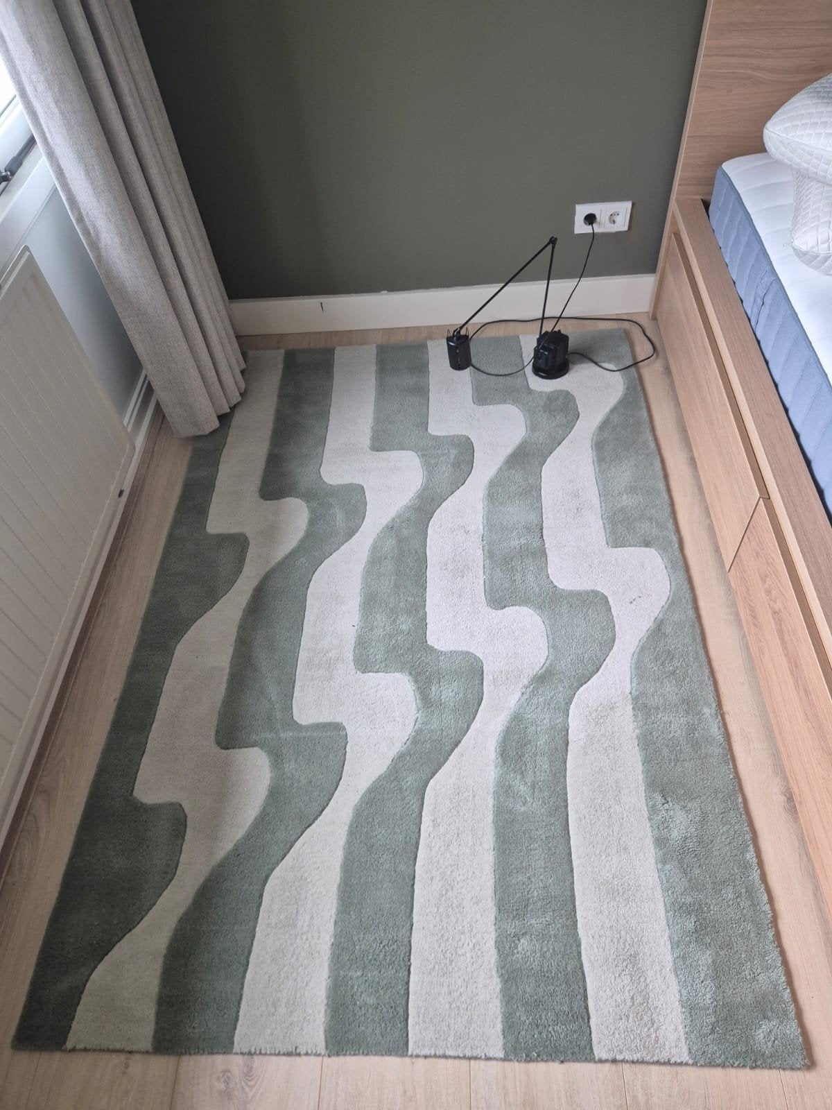 Vloerkleed 190x130cm met abstract patroon, Ophalen, Gebruikt, 100 tot 150 cm, Groen