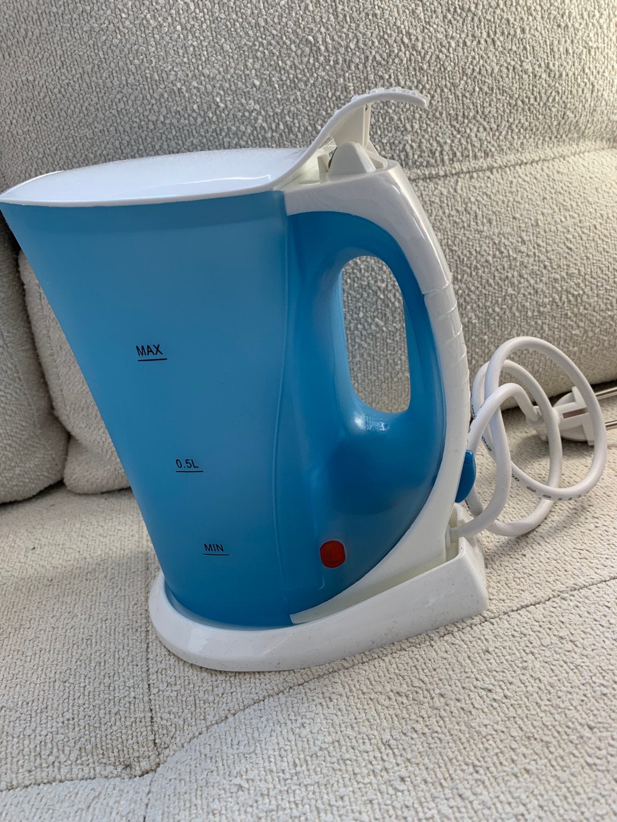 Te koop nieuwe waterkoker, 1 tot 2 liter, Ophalen, Zo goed als nieuw