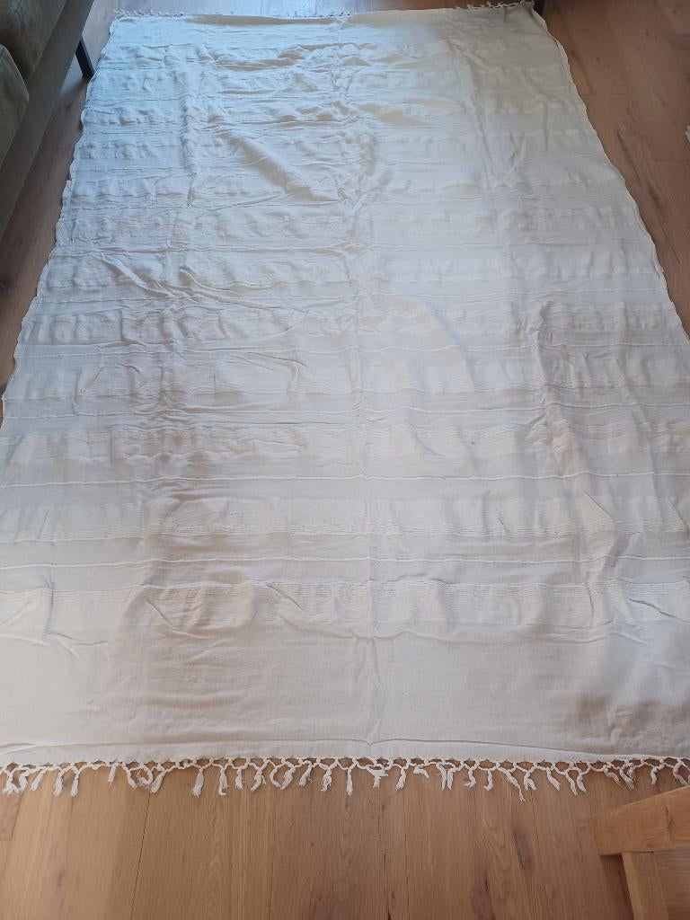 Grand foulard 234 x 150, Huis en Inrichting, Woonaccessoires | Plaids en Woondekens, Ophalen of Verzenden
