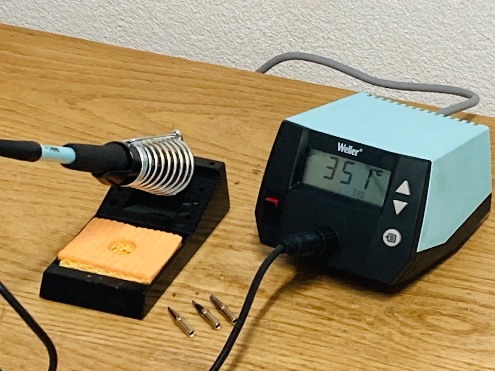 Soldeerstation Weller 70 Watt met temperatuurregeling, Ophalen of Verzenden, Zo goed als nieuw