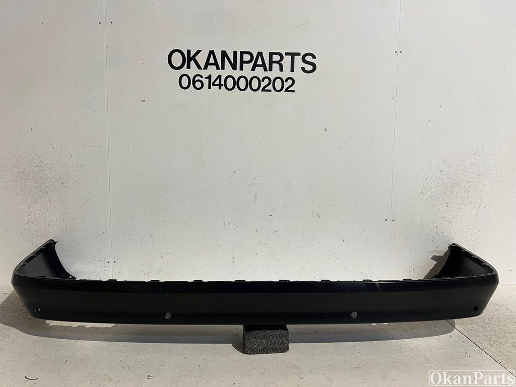 Volvo V70 Achter Bumperspoiler onder 30678656, Auto-onderdelen, Carrosserie en Plaatwerk, Info@fabrikant.eu, Fabrikantstraat 1
1000 AA  Amsterdam, NL